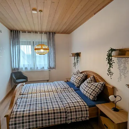 Ferienwohnung Im Zenngrund * Neuhof an der Zenn